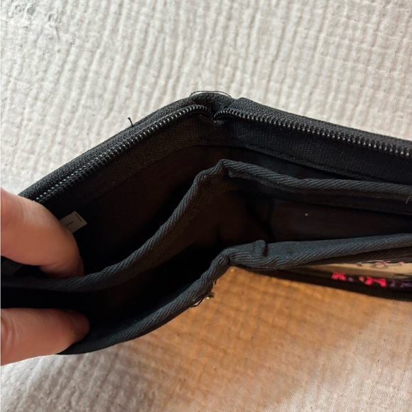 TNA Black and Pink compact Wallet - Picture 4 of 6